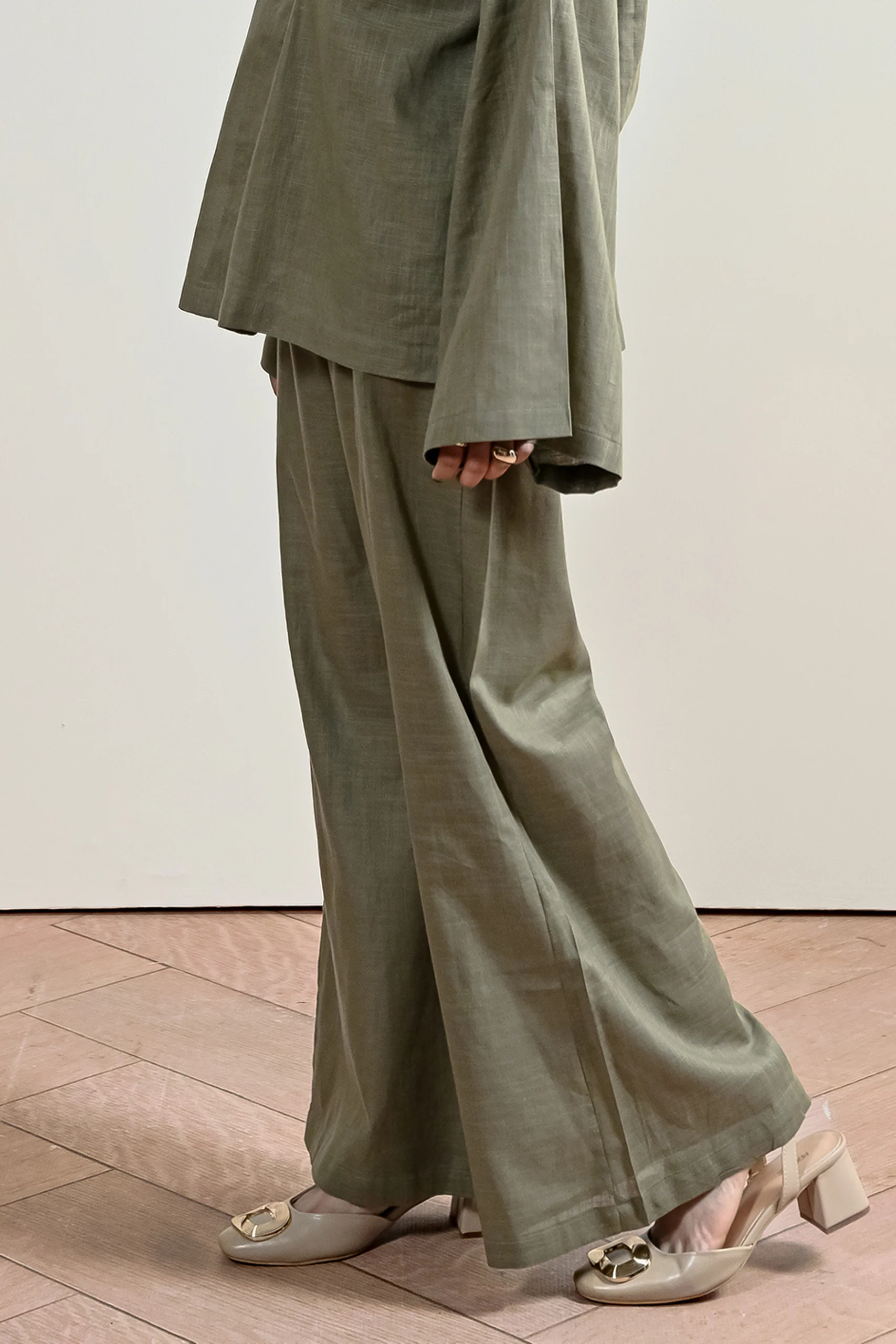 Flared Linen Trouser (WRT-02) - Image 4