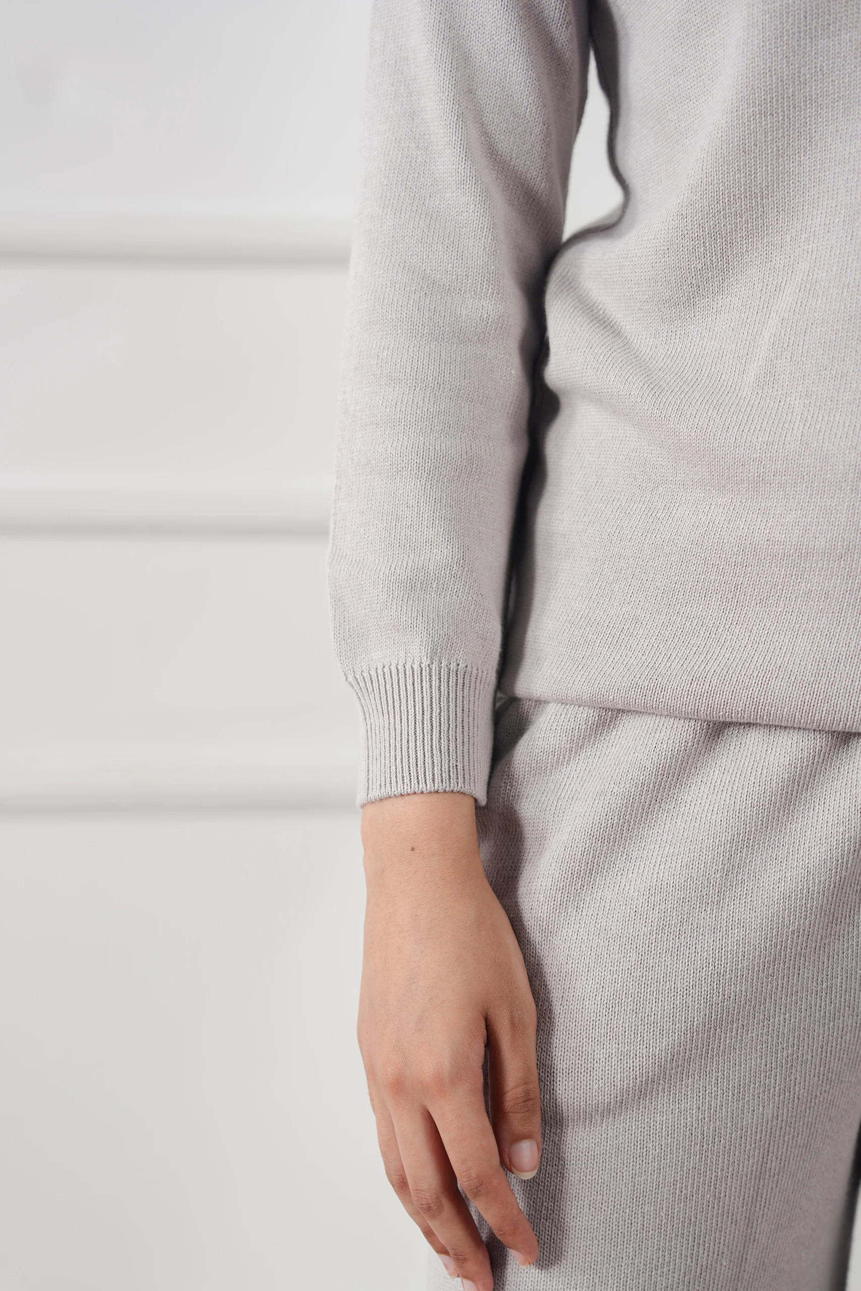 Round Neck Knit Sweater (WKS-02) - Image 4