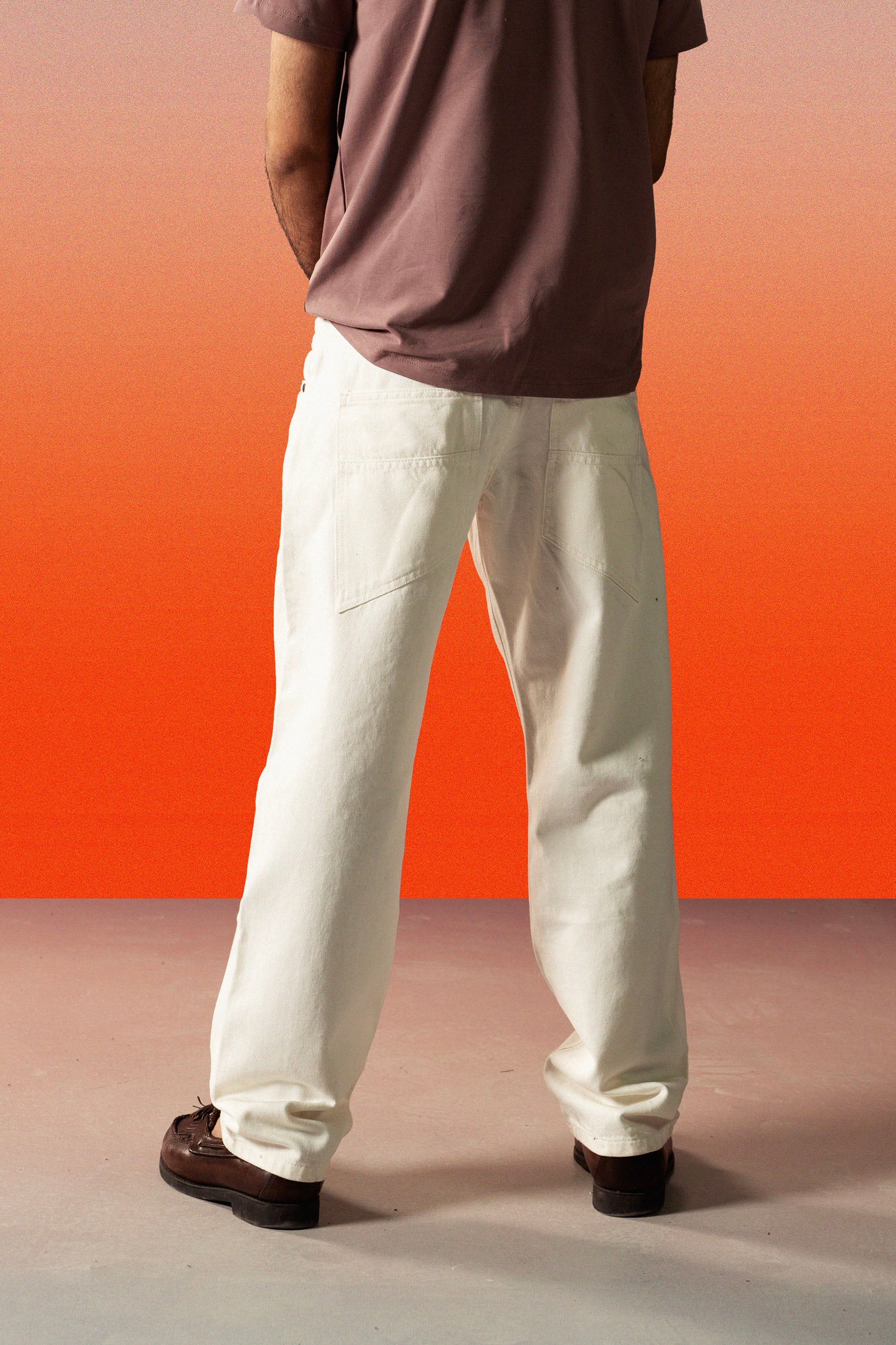 White Jeans - Straight Fit - Image 4